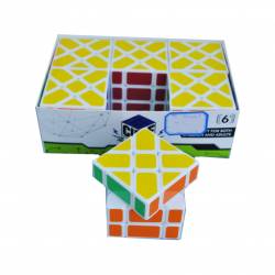 детска играчка от пластмаса, рубик- пирамида, малка, триъгълник 4,8 см. (48 бр. в стек)