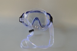 ПЛУВНА маска за лице Temp Glass разделена с качествена закопчалка, електикаво жълто, черно, черно със синьо (Промоция- при покупка над 10 бр. базова цена  8,50 лв.)(50 бр. в кашон)