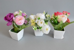 изкуствено цвете в керамична кашпа, зеленина и розички, разцъфващи 7,5х7,5х13,5 см. (12 бр. в стек)(288 бр. кашон)