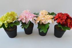 изкуствено цвете в пластмасова кашпа, букет кала 7,5х7,5х18 см. (12 бр. в стек)(144 бр. в кашон)