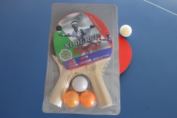 спортни стоки, ракети 2 бр. с 3 бр. топчета за тенис на маса на блистер