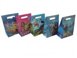 подаръчни торбички, детски с герои, триъгълни12x16,5x6 см.(12 бр. в стек, смесени)