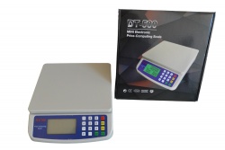 кантар, подходящ за заведения до 30 кг. 31,5х25х5 см. Пластмасов