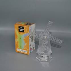 светеща мелница, пластмаса, мигаща 7х14х6 см.(R8)