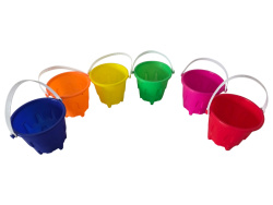 празна кофичка за пясък 13х12,5 см. 6 цвята