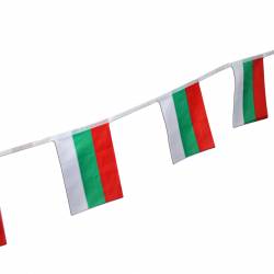 национални флагчета на Българя 12 бр. висящи едно до друго 3 м.