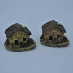 сувенир от полеризин, каменна къща 5x4,5x4 см. 4 модела HS044 (4 бр. в кутия)