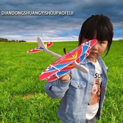 самолет USB летящ (R8)
