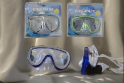 1.ПЛУВНА маска за лице Temp Glass цяло стъкло с качествена закопчалка, черно със сиво, електикаво зелено с черно, синьо с черно, без възможност за отстъпки (50 бр. в кашон)(R1)