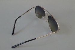 слънчеви очила, мъжки, пластмасова рамка 908 (20 бр. в кутия, еднакви)