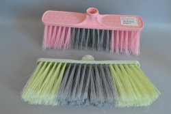 пластмсова четка- метла YZ126