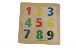 дървена играчка, количка на въже, вози 2 кълвящи кокошки 12,5х10,5 см. (R7) (6 бр. в стек, еднакви)