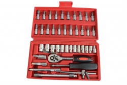 ИНСТРУМЕНТИ в комплект, гидория с тресчотка 46 части, голяма 20х12 х5 см. червена кутия, качествена (Промоция- при покупка над 4 бр. базова цена 6,00 euro)(20 бр. в кашон) ИНСТРУМЕНТИ в комплект, гидория с тресчотка 46 части, голяма 20х12 х5 см. червена кутия, качествена (Промоция- при покупка над 4 бр. базова цена 6,00 euro)(20 бр. в кашон)