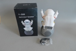 МУЗИКАЛНА техника, колона Bluetooth с радио със солар USB, Tf карта 5w 6х8,5х5 см. правоъгълник 1425 (Промоция- при покупка над 6 бр. базова цена 10,80 лв.)