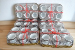 СЕРВИЗ 6 бр. керамични чаши с чиниики, светла основа, златен мотив, 220 ml. 39х8 см. 6 модела 21-4G (Промоция- при покупка над 6 сервиза базова цена 22,00 лв.)