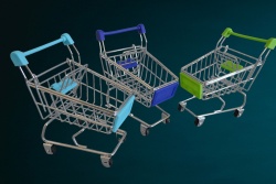 метален сувенир, количка за пазаруване в магазин 11х12 см. метален сувенир, количка за пазаруване в магазин 11х12 см.