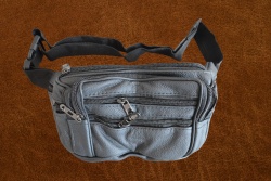 чанта тип паласка, телешка кожа 7 джоба 30х11х7 см. 120402