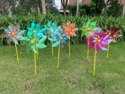 ДЕТСКА играчка, ветровъртележка 24 см. с дръжка 39 см. преливащ, привличащ погледа цвят, разглобени (10 бр. в стек, еднаква разцветка)(Промоция- при покупка над 2 стека 20 бр. базова цена 1,66 лв.)(R2) ДЕТСКА играчка, ветровъртележка 24 см. с дръжка 39 см. преливащ, привличащ погледа цвят, разглобени (10 бр. в стек, еднаква разцветка)(Промоция- при покупка над 2 стека 20 бр. базова цена 1,66 лв.)(R2)