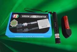 лазер, метал 100 w. със зарядна батерия 18650 в кутия със зарядно