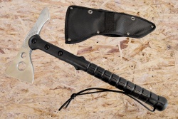 метална брадва с кирка и дръжка, луксозна TACTICALAXE 21х38 см.