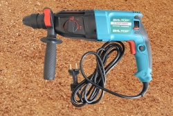 електическа дрелка, тип ударник 900 w в куфар (R3)
