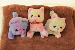 плюшена играчка, механична, коте, пухкаво, цветно 17х13 см. 4 цвята