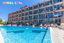сувенир MDF морски дизайн, риба, цветна с надпис Sunny Beach 27,5х9 см.(6 бр. в кутия)