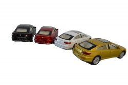 метален автомобил AUDI R8 в кутия, музикална 1/32 19х8,5х8,5 см. 4 цвята 701D (R3)