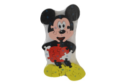 СВЕЩ за рожден ден, цифра 1 покрита с брокат 7 см. на блистер 14 х 6,5 см.(Промоция- при покупка над 3 стека 36 бр. базова цена 0,33 лв.)